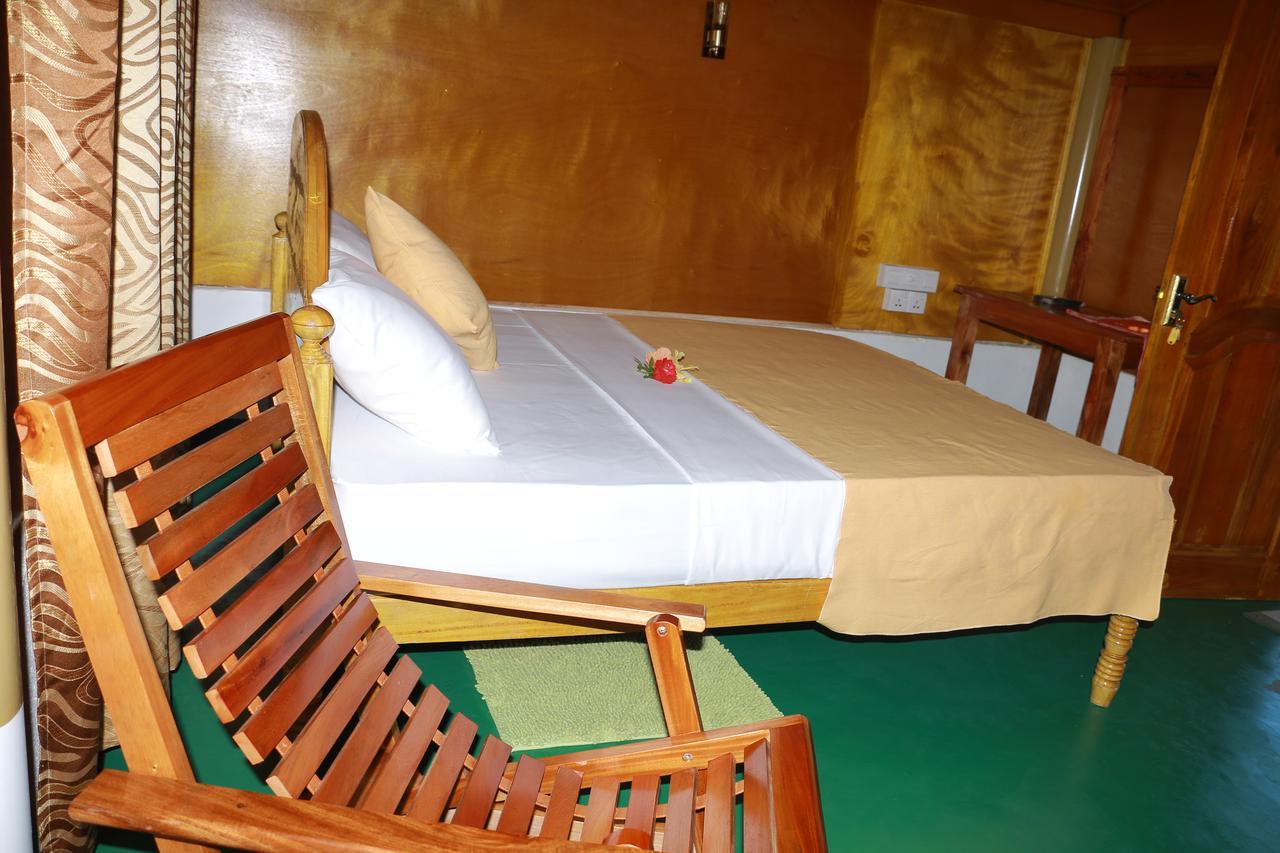 טרינקומאלה Sunntop Cabana מראה חיצוני תמונה